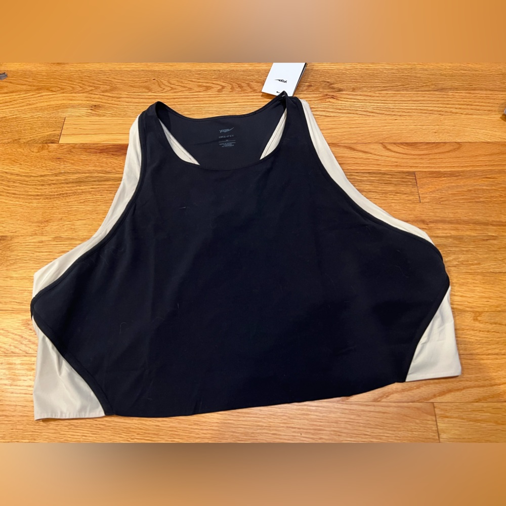 NEW- Nike-Yoga dri-fit luxe crop tank top. Size 2X - Picture 4 of 9